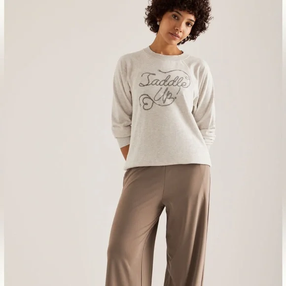 NWT - Crew-Neck Graphic Sweatshirt - Picture 3 of 8